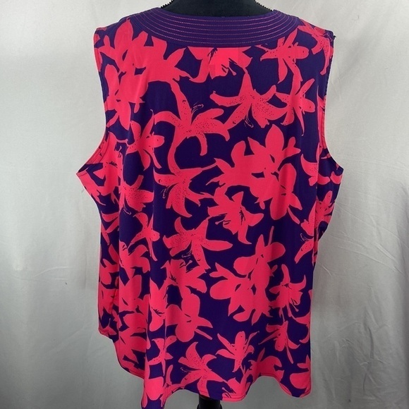 Liz Claiborne Plus Size Floral Tank Blouse with V Neck Line - Picture 2 of 7